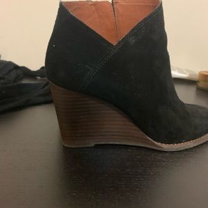Lucky brand ankle booties